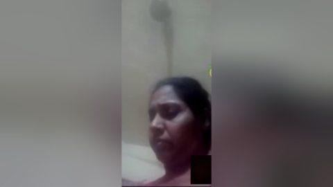 Today Exclusive-desi Aunty Shows Her Boobs And Pussy On Vc 2