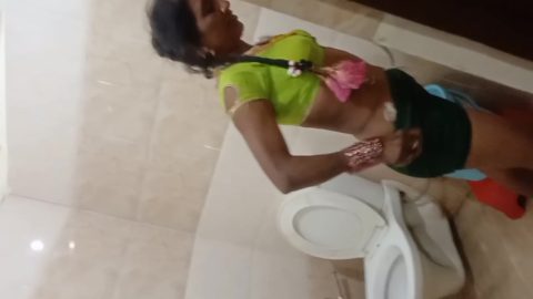 Young Boy And Hot Step mother In Holi Waale Din Aunty Ne Kiya Rough Sex And Hard Fucking With