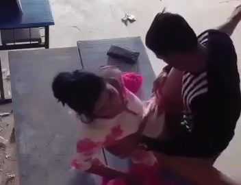 Desi College Girl Sex With Her Boyfriend On Bench