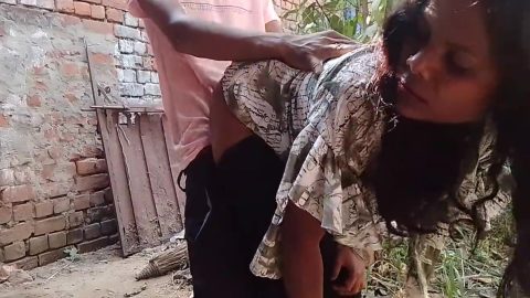 Hot Girl Gets Fucked By Her Boyfriend Outdoor Forest Hard-core Sex Jangal Me Mangal