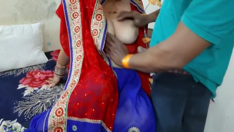 Desi Poonam Ko Sasur Ne Lalach Deker Chut Ko Pela
