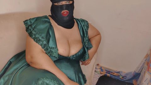 Fuck The Lake Whore In Her Big Ass, Listen To The Girl Saying Any Egyptian Arab Gender In A Clear Voice