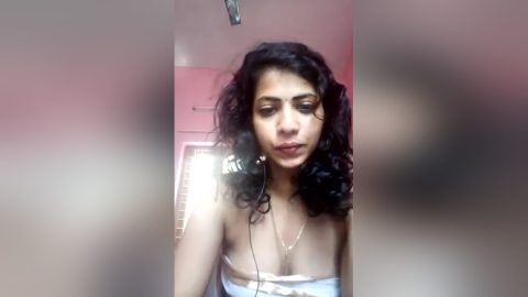 Horny Mallu Girl Shows Her Nude Body 5