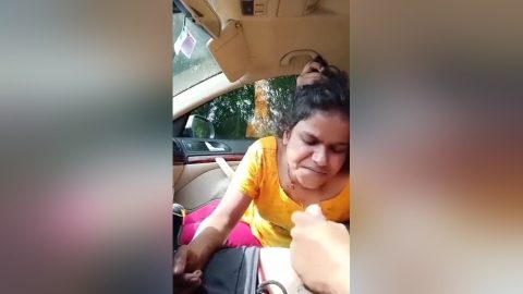 Desi Paid Randi Blowjob