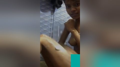 Today Exclusive- Cute Desi Girl Showing Bathing On Video Call