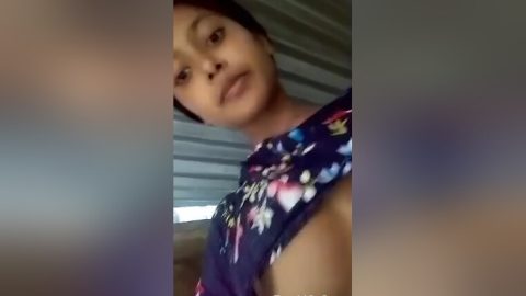 Today Exclusive- Bangla Girl Showing Her Boobs And Wet Pussy