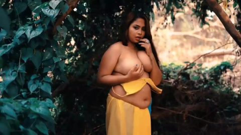 Indian Hot Model Parna Big Boobs 3