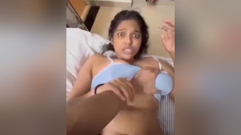 Today Exclusive- Horny Lankan Girl Blowjob And Fucked 2