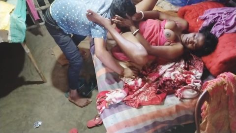Pumi Bhabi Ka Hot Romantic Sex Apne Boy Frand Ke Sat