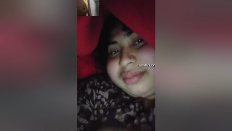 Today Exclusive -sexy Bhabhi Showing Her Pussy On Video Call