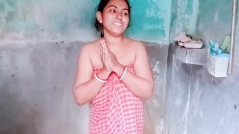 Desi Indian Bathroom Sex (cheating Wife Amateur Homemade Wife Tamil 18 Year Old Indian Uncensored Japane