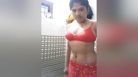 Today Exclusive- Sexy Mallu Girl Bathing 3