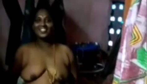 Coimbatore Tamil Wife Caught Showing Nude By Lover