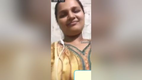 Today Exclusive- Horny Desi Girl Showing Her Boobs And Pussy On Video Call 1