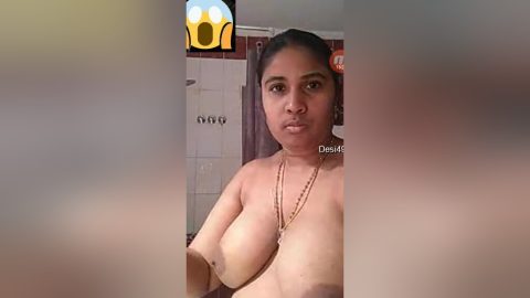 Today Exclusive- Mallu Bhabhi Showing Her Big Boobs