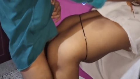 18 Years – Indian School Girl Ko Boyfriend Ne Ghar Bulakar Ghapa Ghap Chod Diya