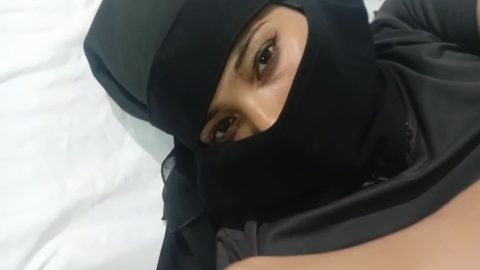 Cum On Burka, Beautiful Hungry Eyes Of A Muslim Girl