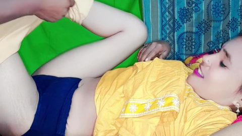 Step Sister And Stepbrother Shared Bed