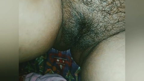 Pyaasi Indian Bengali Bhabhi Apne Chut Ki Pyas Bujhayi