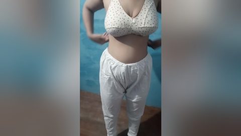 Desi Paki Stepsister Fucking Step brother With Huge Boobs