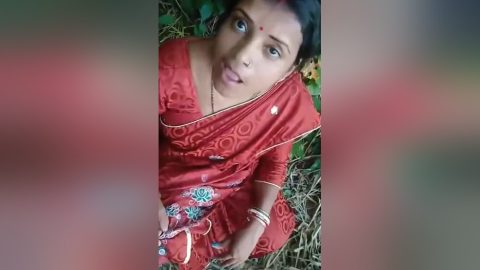 Today Exclusive- Desi Boudi Sucking Dick