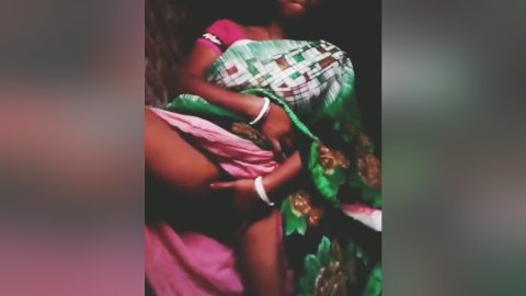 Today Exclusive- Desi Village Bhabhi Showing Fingerring
