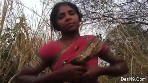 Exclusive- Desi Randi Bhabhi Outdoor Blowjob And Ridding Customer Dick 2