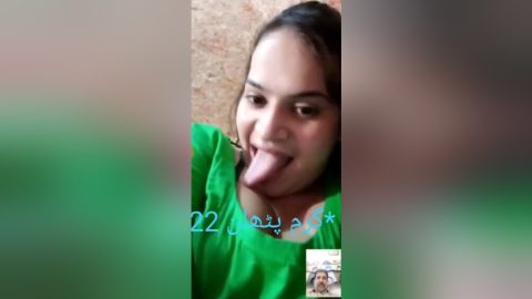 Today Exclusive -paki Chick Shows Her Boobs And Pussy 1