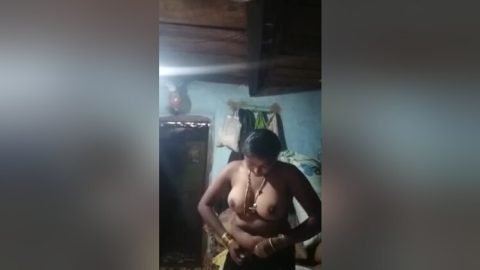 Tamil Girl Show Nude Video To Boy Friend