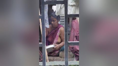 Exclusive- Desi Aunty Boob Capture By Neighbor