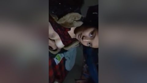 Desi Cute College Girl Virgin Pussy Show