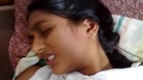 Hot Pune College Virgin Girl Fucked For The First Time