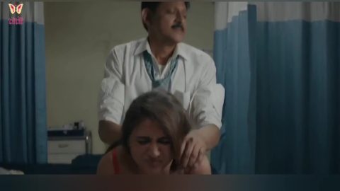 Hospital Me Wife Ko Husband Or Doctor Dono Ne Patak Ke Choda
