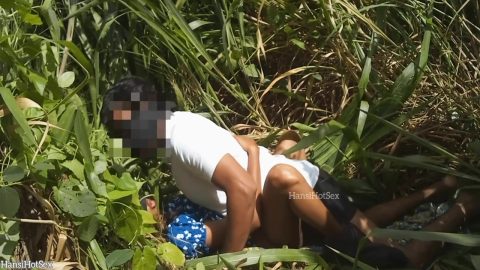 Sri Lankan Hot Outdoor Sex – Teen 18+ Couple – Risky