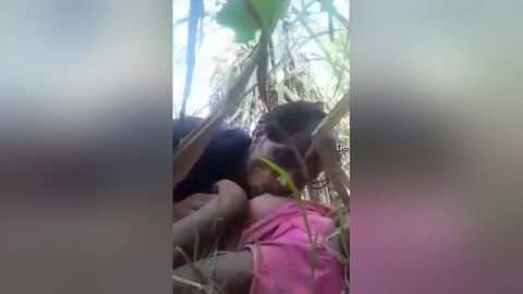 Exclusive- Desi Village Lover Boob Sucking And Outdoor Sex