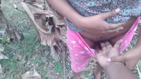 Sri Lankan Risky Outdoor Jungle Sex With Beautiful Girl