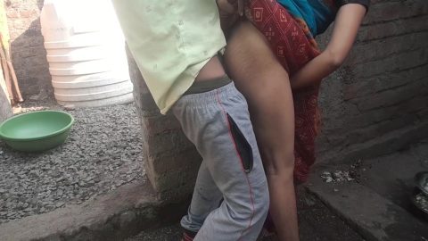 Hot Milf In Huge Ass Indian Bhabhi Strips Saree Choli And Fucks With Devar Ji