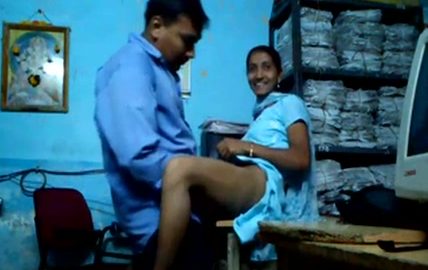 Tamil Office Staff Has Sex