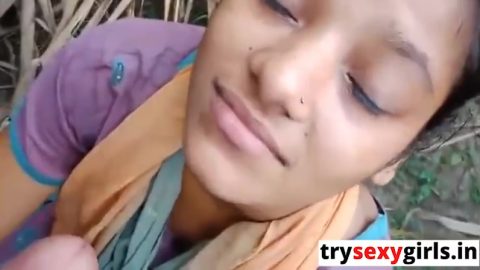 Gao Ki Ladki Ptakar Chuswaya Khet Me Lund