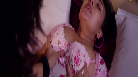 Today Exclusive-alone Bhabhi 2