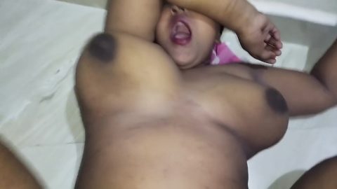 Indian Hot Girl Viral Mms Xxx Video With Hindi Audio Desi Bhabhi Ki Choot Gaand Sab Maari Devar Ne Acche Se