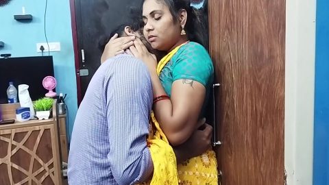 Mallu Hot Girl Half Saree Romance With Lip Lock, Desi Malayali Girl Half Saree Hot Romance With Lip Lock, Mallu Couple With Hot Kiss