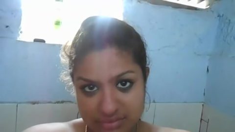 Desi चूत में उंली With Mia Khalifa, Indian Aunty And Sunny Leone