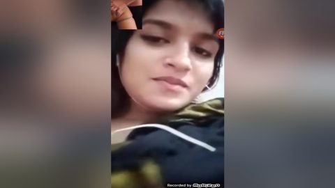 Today Exclusive- Sexy Desi Girl Showing Her Miky Boobs And Wet Pussy 1