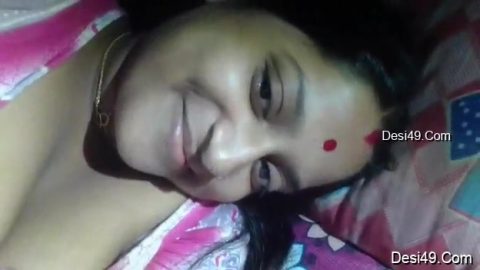 Today Exclusive- Sexy Boudi Showing Her Boobs And Pussy