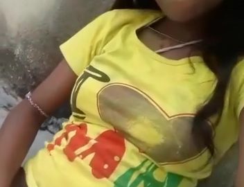 Super Cute Girl Fingering And Tasting Pussy Juice