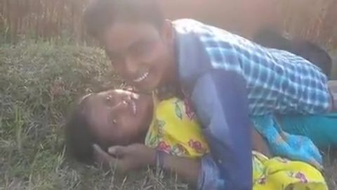 Indian Desi Louvers Outdoors Fucking In The Jangle