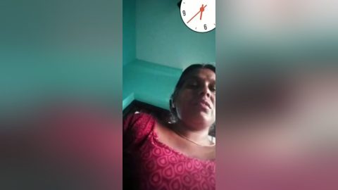 Today Exclusive-desi Mature Aunty Showing Her Boobs On Video Call 1
