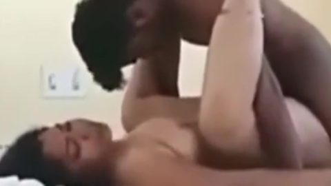 Mallu Aunty – Tamil Boy With