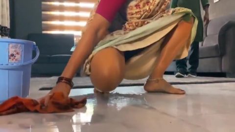 Sexy Indian Bhabi Naked. Full Video